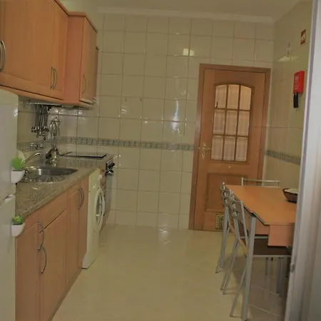 Casa Jasmim, Near Airport, 6km Beach Apartment Faro